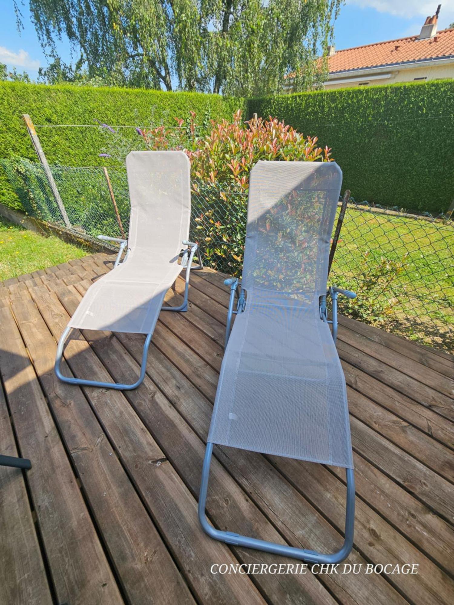Le Petit Ecureuil Charmant Gite Jardin Terrasse Les Herbiers Bagian luar foto
